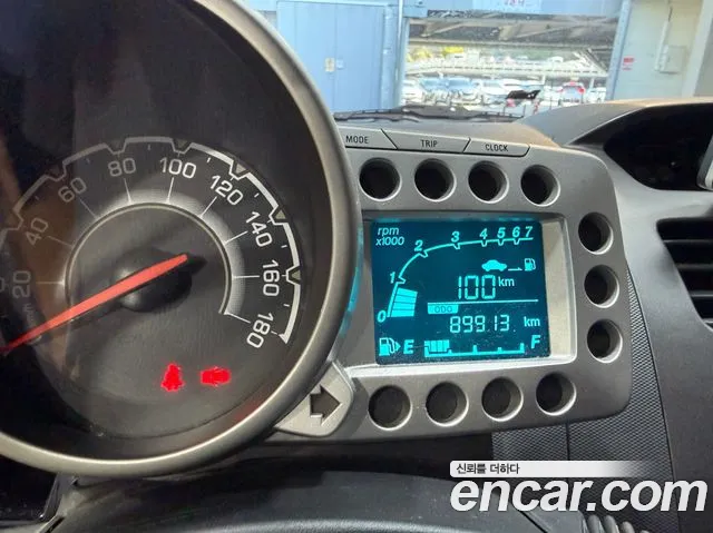 ChevroletGMDaewoo Spark 2011 thumb 7
