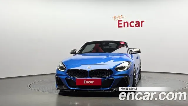 BMW Z4 2019 thumb 3