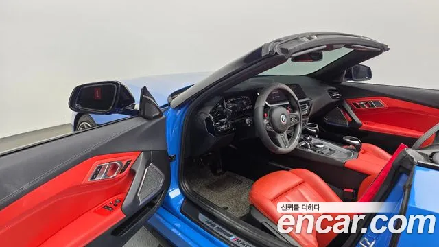 BMW Z4 2019 thumb 10