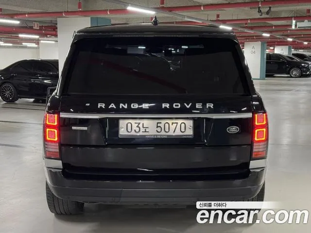 Land Rover Range Rover 2017 thumb 5