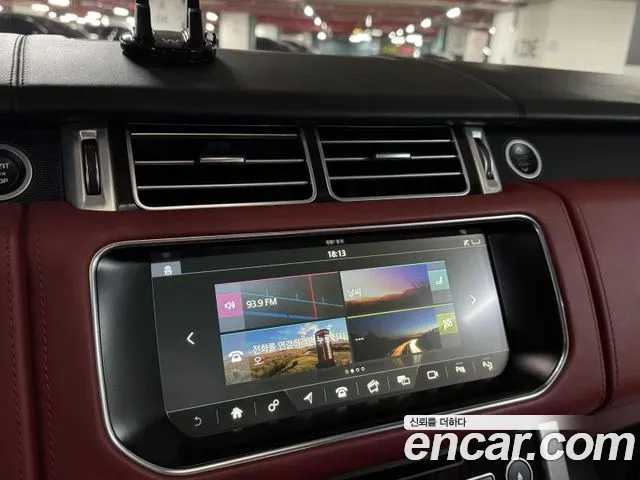 Land Rover Range Rover 2017 thumb 10