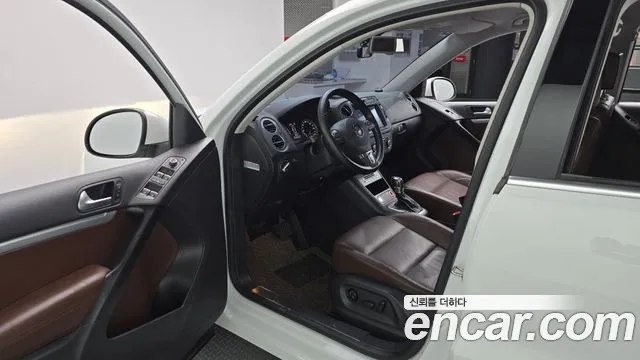 Volkswagen Tiguan 2015 thumb 10