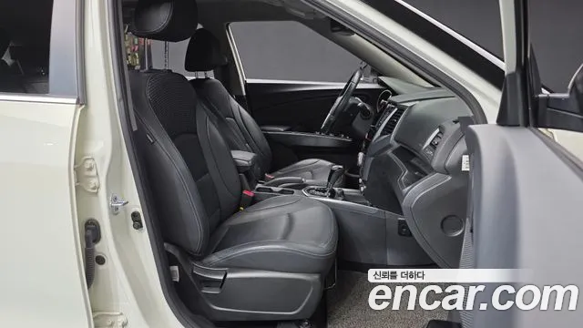 KG_Mobility_Ssangyong TIBOLI 2018 thumb 11