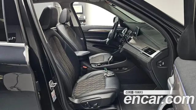 BMW X1 2021 thumb 10