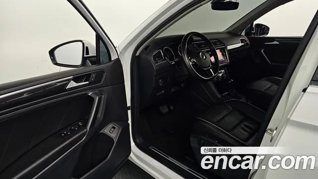 Volkswagen Tiguan 2020 thumb 10