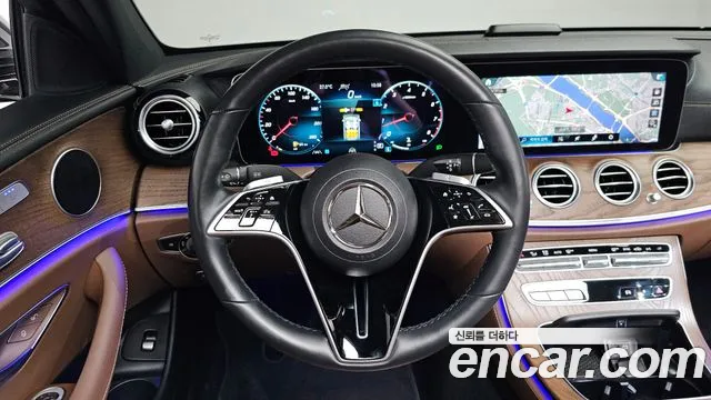 Mercedes-Benz E-Класс 2023 thumb 12