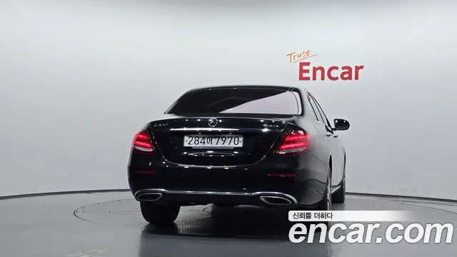 Mercedes-Benz E-Класс 2018 thumb 4