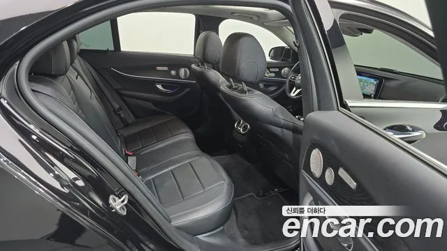 Mercedes-Benz E-Класс 2018 thumb 11