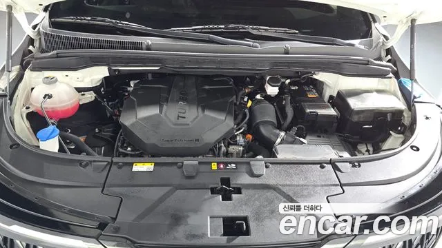 Kia Carnival 2023 thumb 6