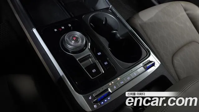 Kia Carnival 2023 thumb 9
