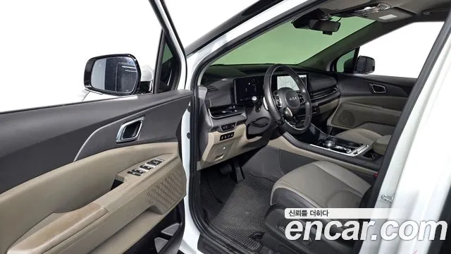 Kia Carnival 2023 thumb 10