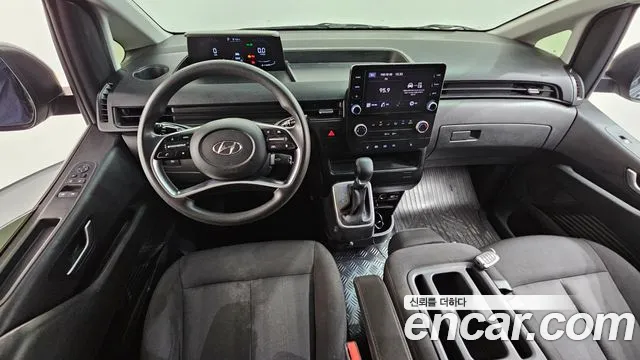 Hyundai Staria 2021 thumb 7
