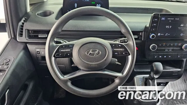 Hyundai Staria 2021 thumb 11