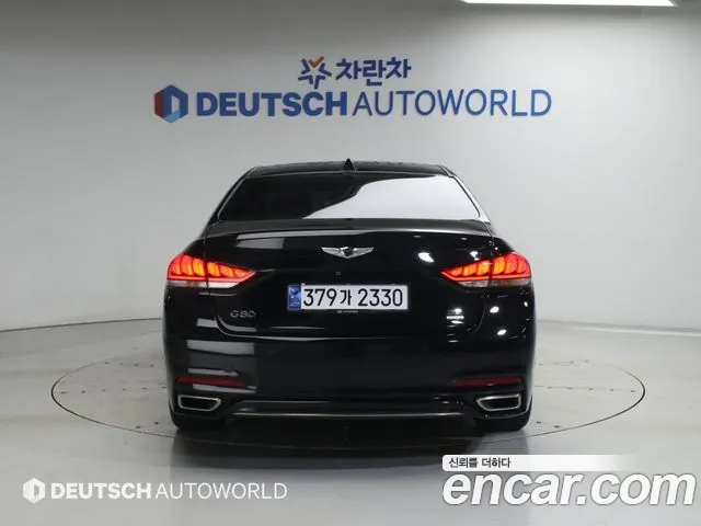 Genesis G80 2017 thumb 4