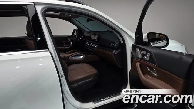 Mercedes-Benz GLE 2025 thumb 10