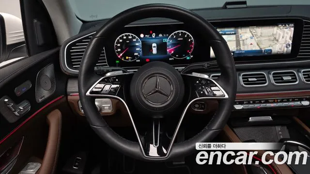 Mercedes-Benz GLE 2025 thumb 12