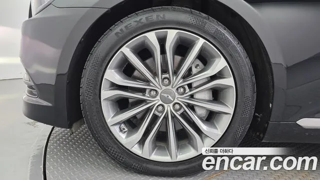 Hyundai Genesis 2014 thumb 5