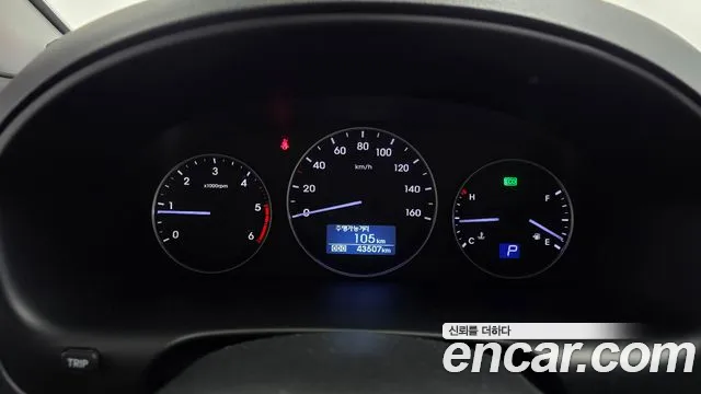 Hyundai Starex 2018 thumb 8