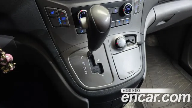 Hyundai Starex 2018 thumb 9