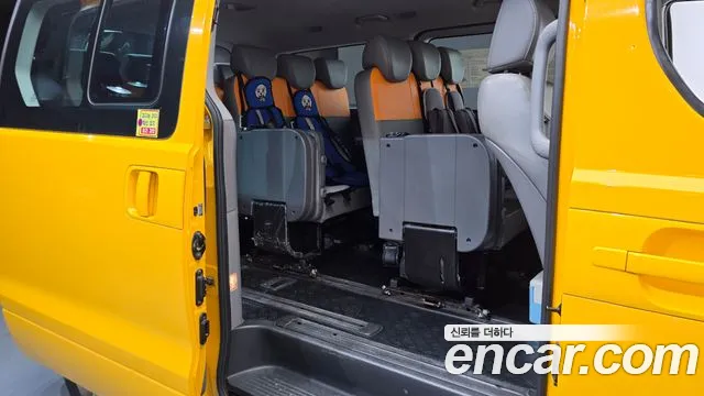 Hyundai Starex 2018 thumb 11