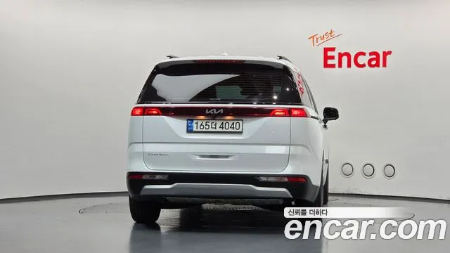 Kia Carnival 2022 thumb 4