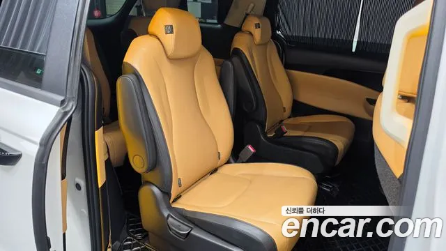 Kia Carnival 2022 thumb 11
