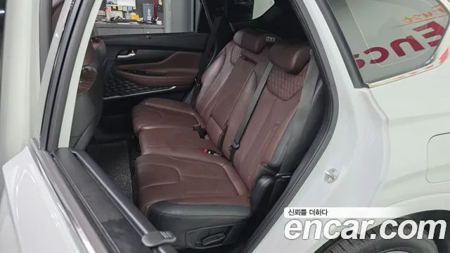 Hyundai Santa Fe 2018 thumb 12
