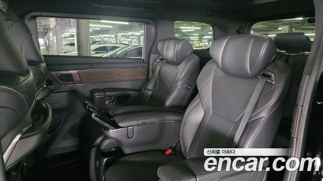 Toyota Alphard 2023 thumb 6