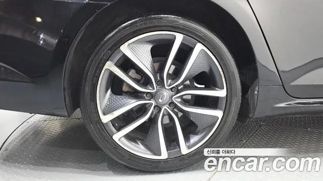 Renault-KoreaSamsung Megane 2017 thumb 4