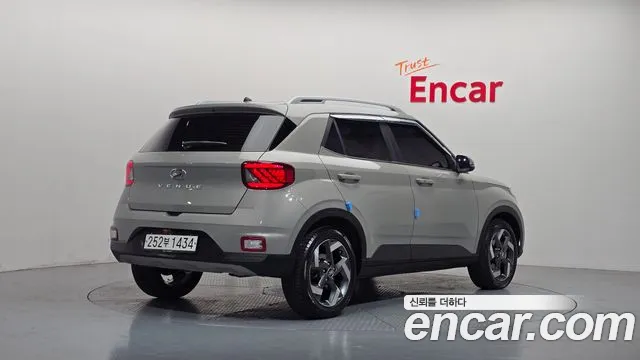 Hyundai Venue 2020 thumb 2