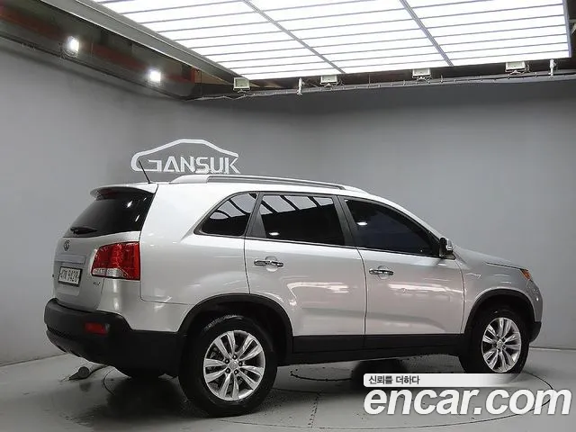 Kia Sorento 2010 thumb 4