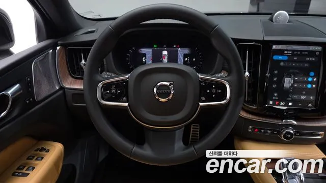 Volvo XC60 2024 thumb 12
