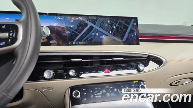 Genesis GV70 2024 thumb 12