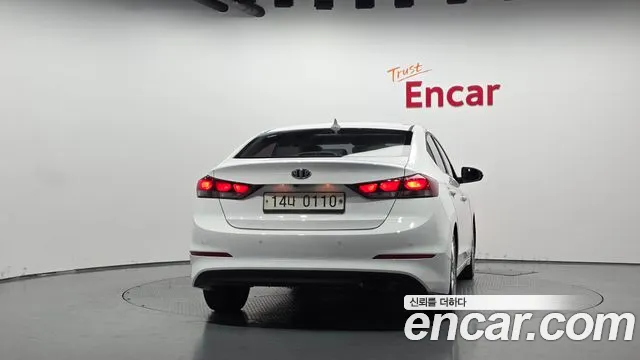 Hyundai Avante 2016 thumb 4