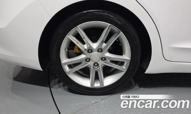 Hyundai Avante 2016 thumb 5
