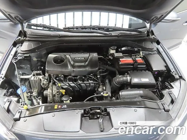Hyundai Avante 2016 thumb 6
