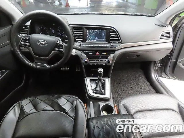 Hyundai Avante 2016 thumb 7