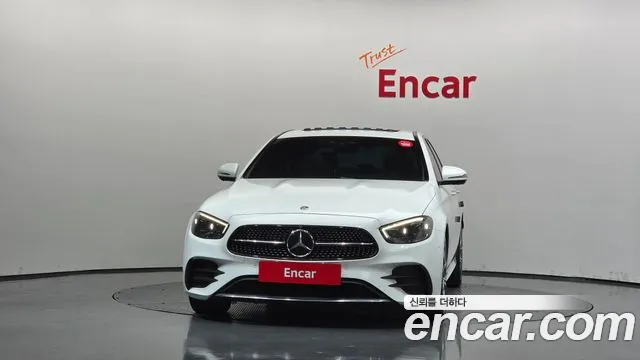 Mercedes-Benz E-Класс 2021 thumb 3