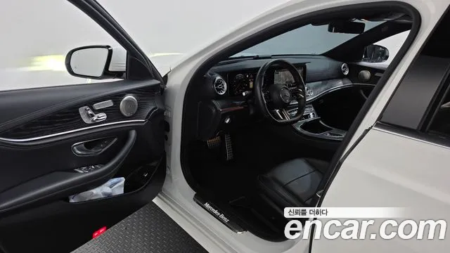 Mercedes-Benz E-Класс 2021 thumb 10