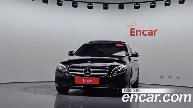 Mercedes-Benz E-Класс 2016 thumb 2
