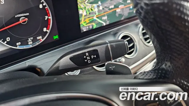 Mercedes-Benz E-Класс 2016 thumb 8