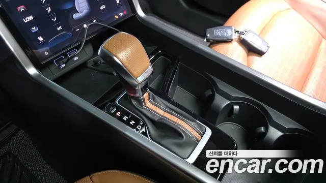 KG_Mobility_Ssangyong Torres 2022 thumb 9