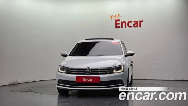Volkswagen Jetta 2015 thumb 2
