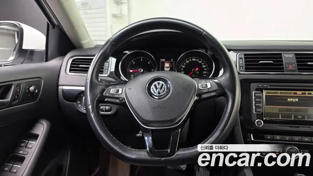 Volkswagen Jetta 2015 thumb 12