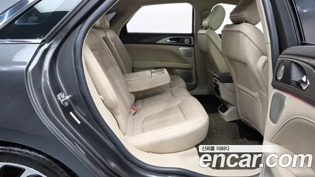 Lincoln MKZ 2020 thumb 11