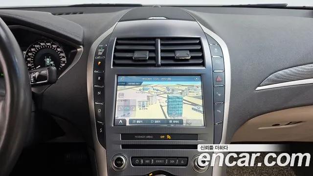 Lincoln MKZ 2020 thumb 12