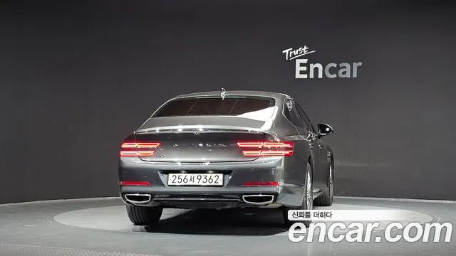 Genesis G80 2022 thumb 4