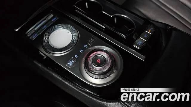 Genesis G80 2022 thumb 9