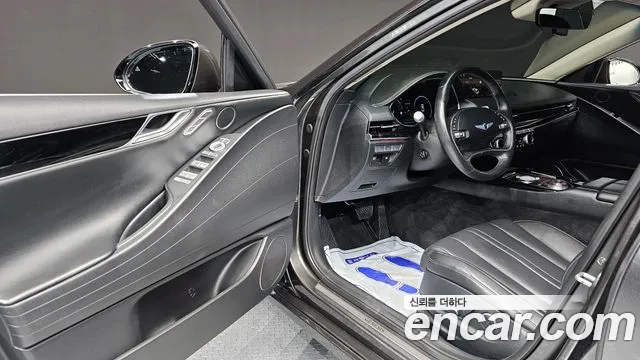 Genesis G80 2022 thumb 10