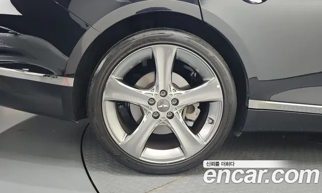 Genesis G80 2020 thumb 5